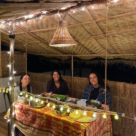 Veeru Homestay Hospet Eksteriør billede